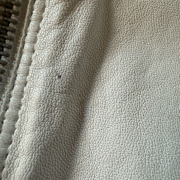 Women's White Leather Jacket - Picture 12 of 16